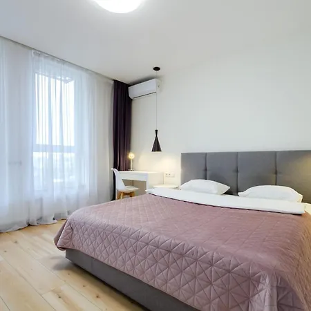 Petrovdom 129-179-191-131 In Rc Nivki Park Space Meets Comfort Apartment Kyiv